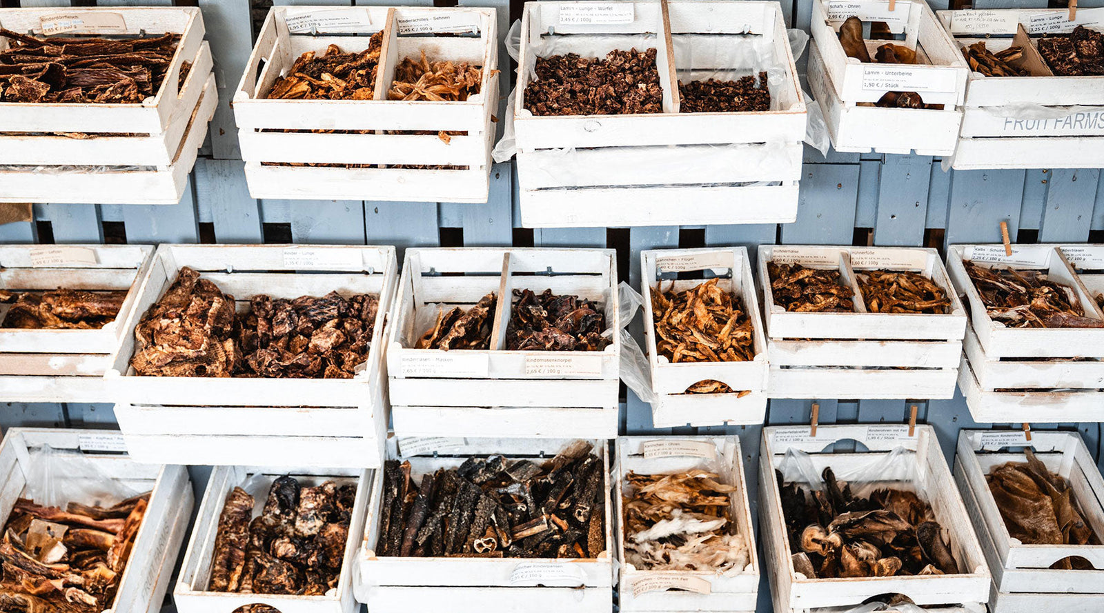 Hundefutter ohne Zusatzstoffe: Warum naturbelassene Ernährung besser ist